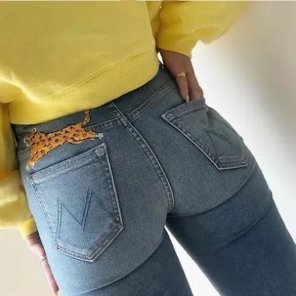 Mother High Waisted Looker Ankle Fray Jeans - Picture 1 of 2